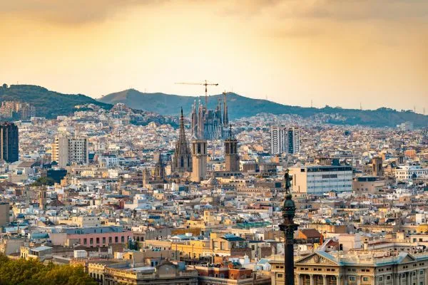 eDreams Mitja Marató Barcelona by Brooks 2025